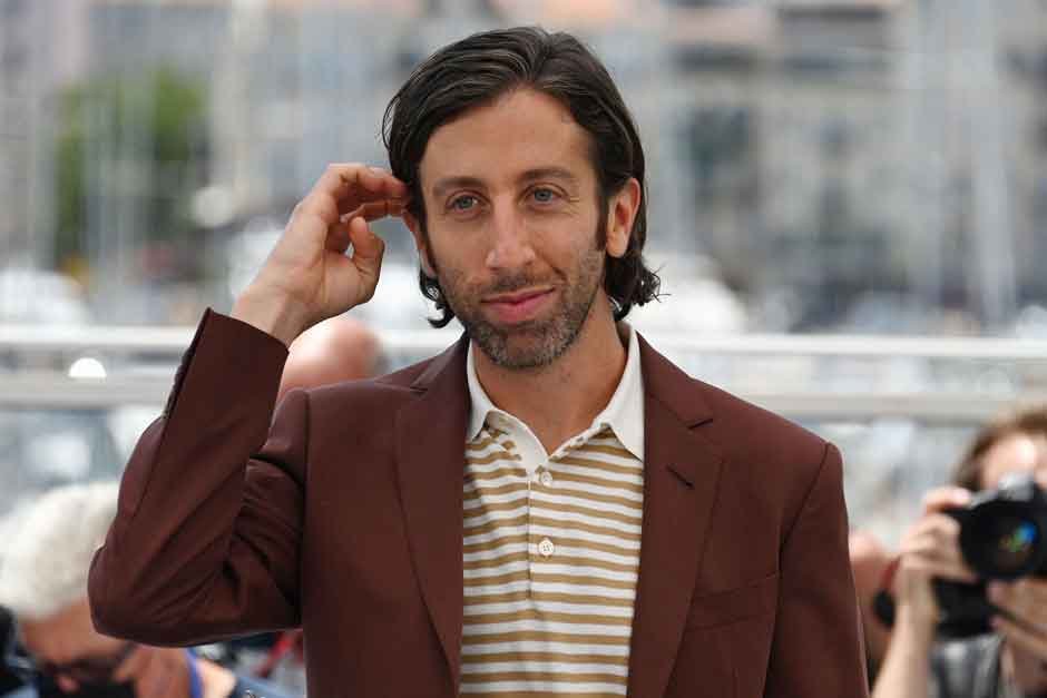 Simon Helberg’s Net Worth, Career, Source of Income, and more